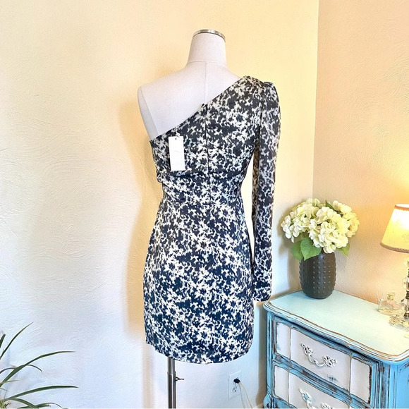 NWT One Shoulder, Faux Wrap, Side Tie Mini Cocktail Dress. Black & White, Medium - Picture 5 of 8